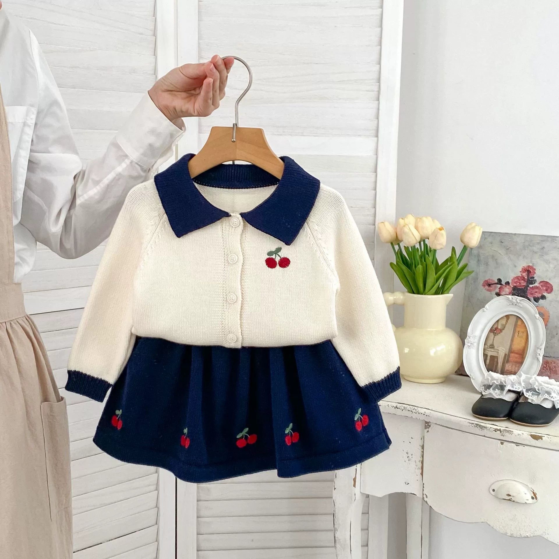 Spring and Autumn Kids Girls Cherry Embroidered Clothing